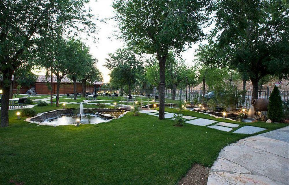 Complejo La Cigueena Arganda Del Rey Exterior foto