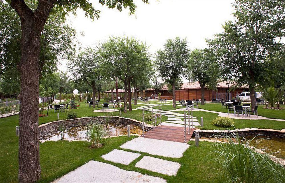 Complejo La Cigueena Arganda Del Rey Exterior foto
